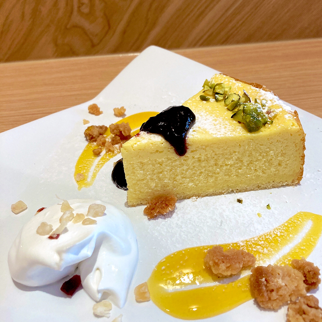 パッションフルーツベイクドチーズケーキ